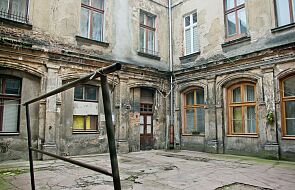 Sosnowiec: Nie żyje kobieta poszkodowana w wyniku zawalenia się balkonu