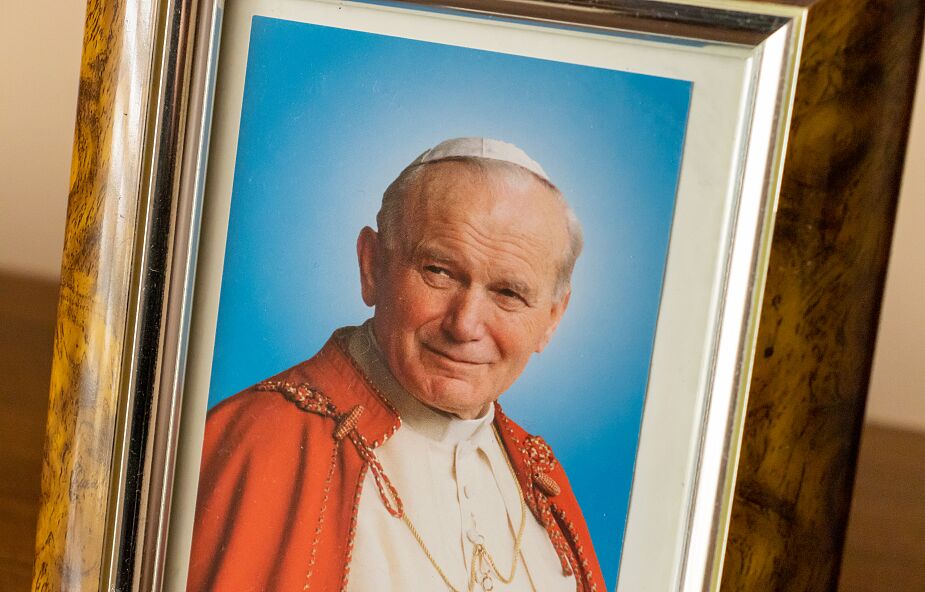 Na obchody 10-lecia kanonizacji Jana Pawła II będzie mógł wejść każdy. "Będą otwarte dla wszystkich, wynikają z pragnienia ludzi"