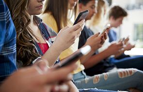 Norwegia wprowadza zakaz używania telefonów komórkowych w szkołach
