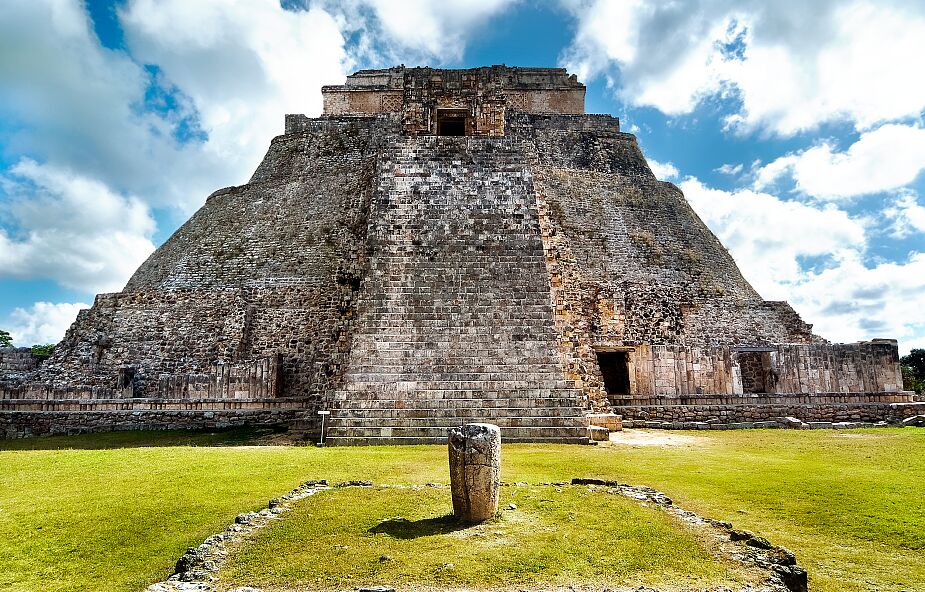 Meksyk/ Archeolodzy natrafili na świątynię-nekropolię z epoki prekolumbijskiej