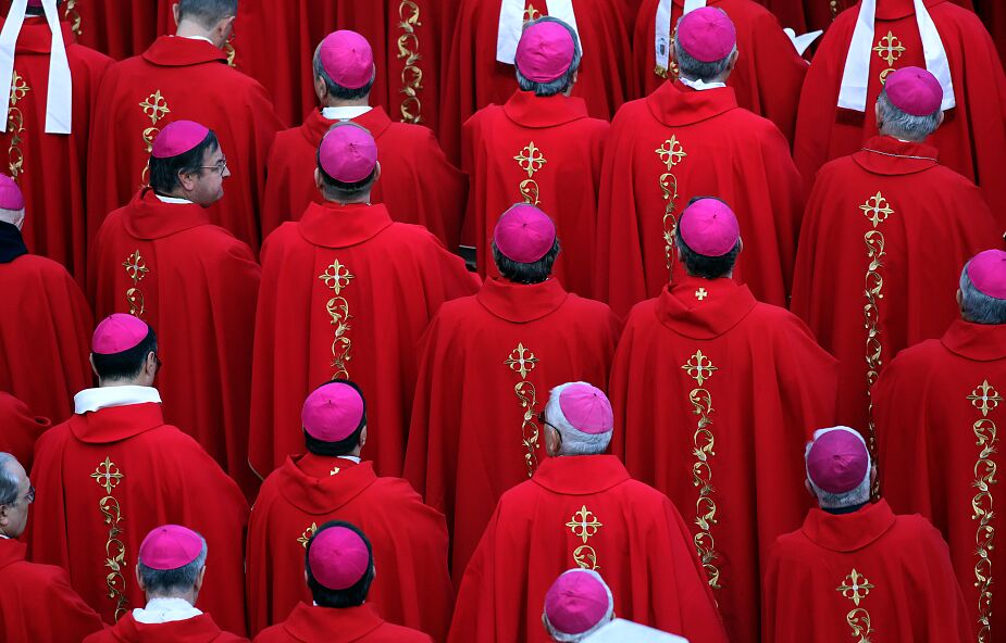Biskupi do księży na Wielki Czwartek: Godzina próby, której doświadczamy, sięga zenitu