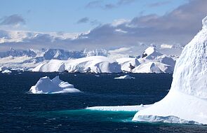 Naukowcy: Mikroplastiku na Antarktydzie może być więcej niż sądzono
