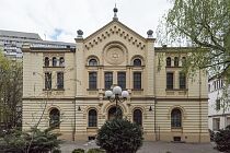 Kolejne głosy potępienia po próbie podpalenia Synagogi Nożyków w Warszawie