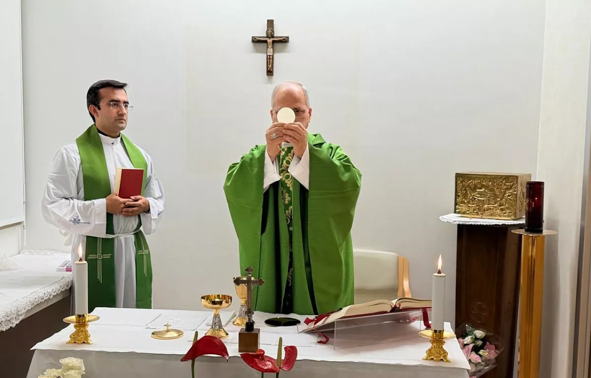 Papież w Poliklinice Gemelli: Msza św. i apel o pokój
