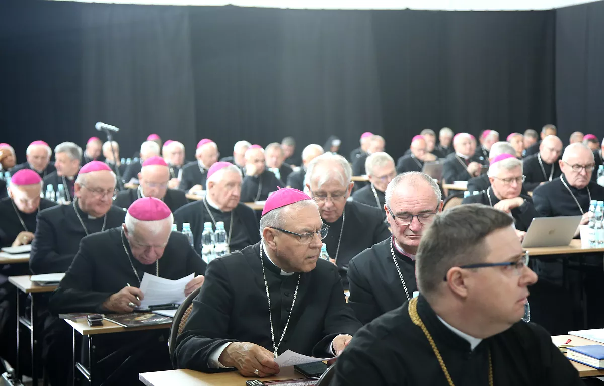Fundusz Medialny i komisja ds. wykorzystania. Takie decyzje będą podejmować biskupi w Zakopanym